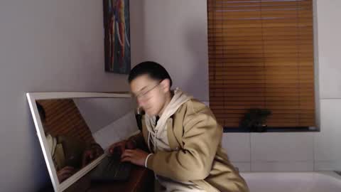 Andy Joy  online show from December 15, 11:07 am