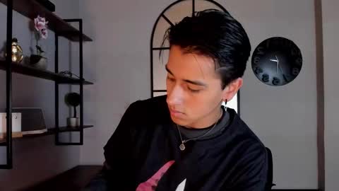 Snapshot of andyjoy_ chatting on October 23, 11:35 am Andy Joy  online show from October 23, 11:35 am