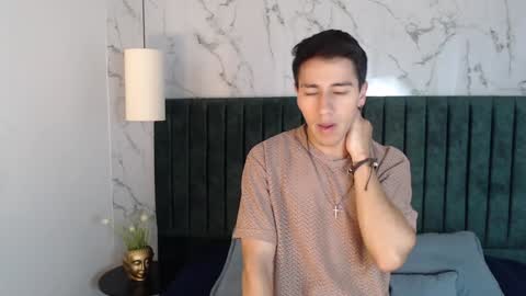 Snapshot of andyjoy_ chatting on January 19, 11:45 am Andy Joy  online show from January 19, 11:45 am
