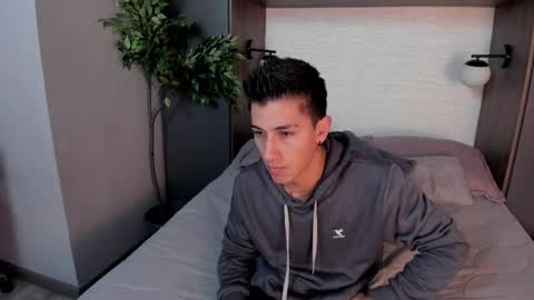 Snapshot of andyjoy_ chatting on February 20, 10:27 am Andy Joy  online show from February 20, 10:27 am