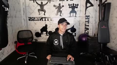 Snapshot of andyjoy_ chatting on January 27, 11:43 am Andy Joy  online show from January 27, 11:43 am