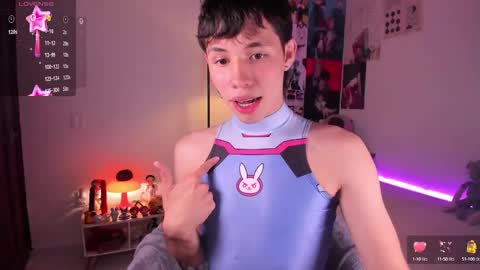 Snapshot of angel_bless19 chatting on October 7, 10:58 pm Angel   help me with 100 thumbs up online show from October 7, 10:58 pm