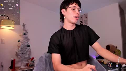 Angel   help me with 100 thumbs up online show from December 13, 8:48 pm