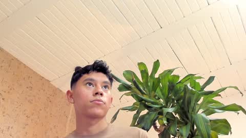 Snapshot of angel_esteban_fx chatting on February 2, 4:05 am ngel Esteban  online show from February 2, 4:05 am