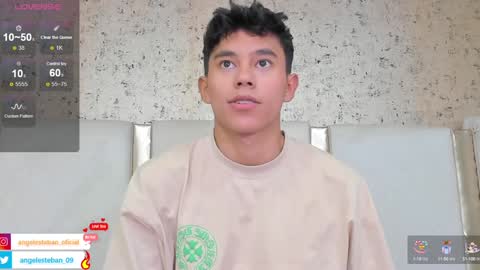 Snapshot of angel_esteban_fx chatting on January 16, 4:38 am ngel Esteban  online show from January 16, 4:38 am