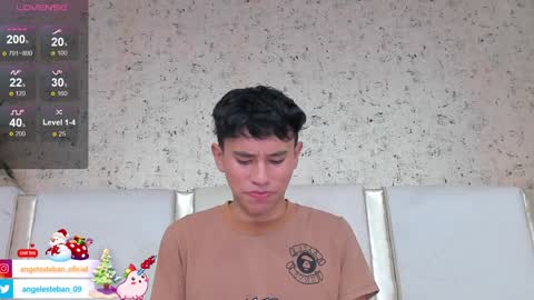 Snapshot of angel_esteban_fx chatting on January 12, 4:10 am ngel Esteban  online show from January 12, 4:10 am