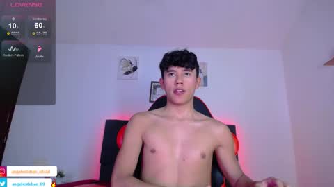 Snapshot of angel_esteban_fx chatting on October 4, 1:54 am ngel Esteban  online show from October 4, 1:54 am