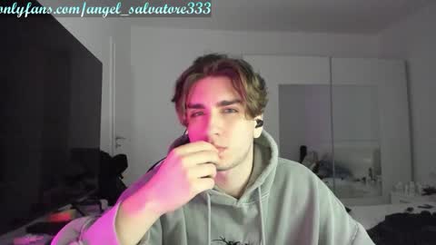 Angel online show from November 16, 8:00 pm