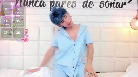 Angel  online show from November 25, 7:27 pm