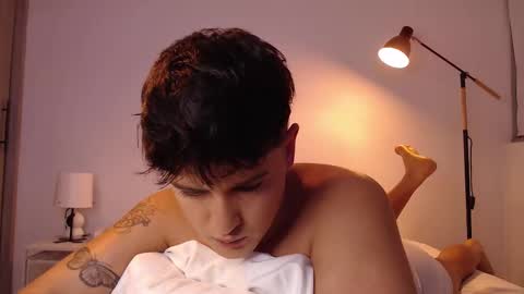 Angel online show from January 17, 11:39 pm