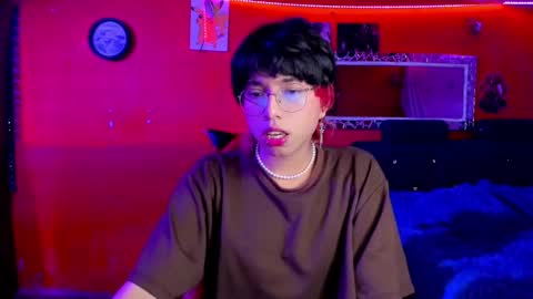 Snapshot of angellonfire chatting on March 7, 1:09 am Angel  online show from March 7, 1:09 am