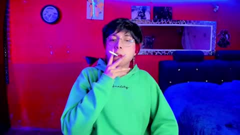 Snapshot of angellonfire chatting on March 12, 5:02 am Angel  online show from March 12, 5:02 am