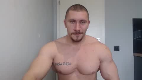 Snapshot of angelofit chatting on March 3, 11:06 am  ------- SEX SHOW WITH GUYS AND GIRLS  MUSCLE SHOW online show from March 3, 11:06 am