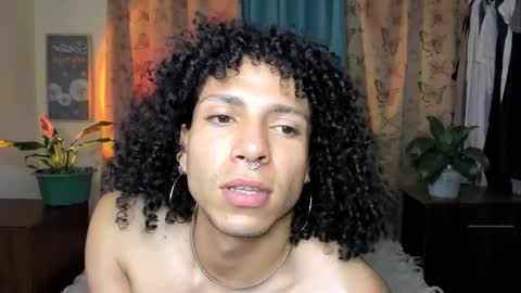 angelwhitte online show from February 15, 12:06 am