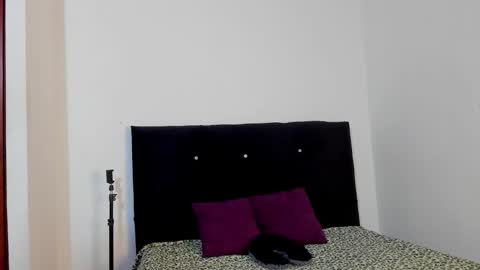 Angel Fox online show from January 17, 1:52 am