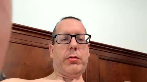 anonymousfrederick76 online show from April 6, 2:51 pm