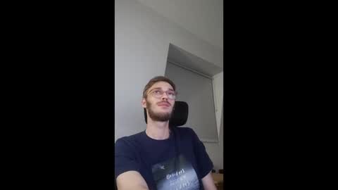 anonymousstoner58 online show from March 4, 9:22 pm