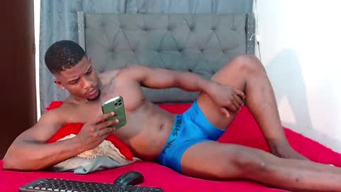 chris online show from December 6, 3:08 am