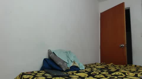 antony_smithh online show from February 13, 8:59 am