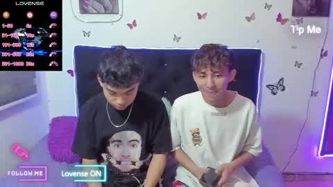 Antony y thiago online show from November 24, 6:47 am