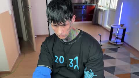 Tom online show from March 15, 10:34 am