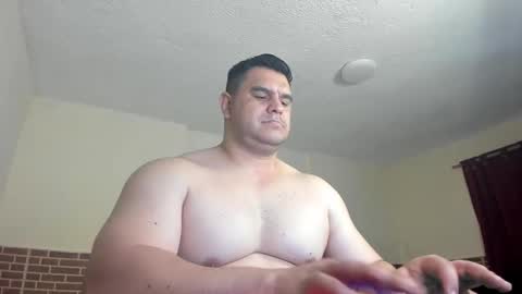 Snapshot of apholov chatting on September 30, 8:08 am follow me   here you find me online show from September 30, 8:08 am