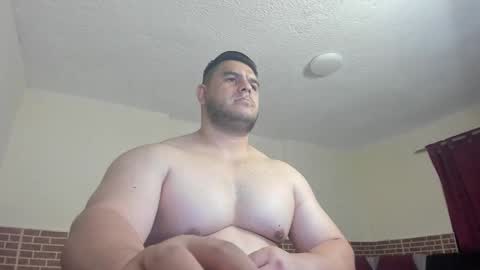 Snapshot of apholov chatting on October 20, 9:24 am follow me   here you find me online show from October 20, 9:24 am