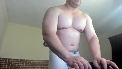 Snapshot of apholov chatting on September 14, 8:05 am follow me   here you find me online show from September 14, 8:05 am