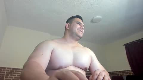 Snapshot of apholov chatting on October 6, 4:39 am follow me   here you find me online show from October 6, 4:39 am