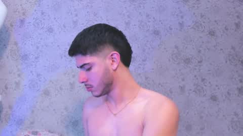 Apolo Grayy online show from February 11, 5:01 am