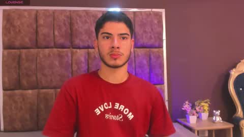 Apolo Grayy online show from February 19, 6:21 am