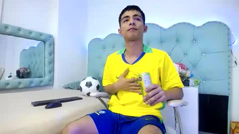 Apolo Richards online show from February 20, 7:37 pm