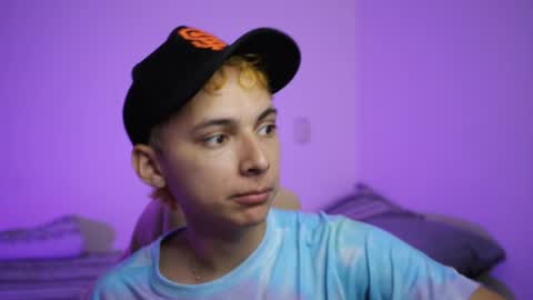 ARCHIBALDO online show from October 2, 10:25 pm