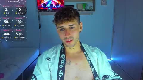 ares blue online show from March 24, 1:55 am