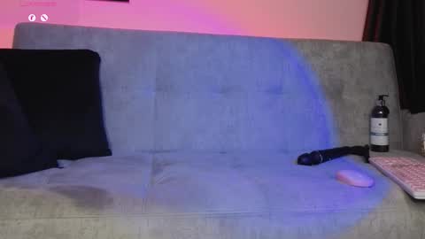 Mateo online show from January 8, 5:51 pm