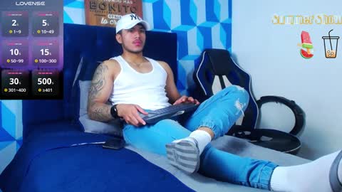 Ariies13 online show from December 24, 11:28 am