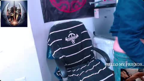 Snapshot of armaduradeacero chatting on October 3, 9:36 am armaduradeacero online show from October 3, 9:36 am