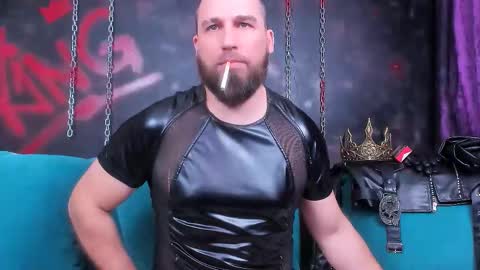 Armando online show from December 3, 5:35 am