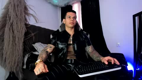 DarkMaster online show from May 11, 4:04 pm