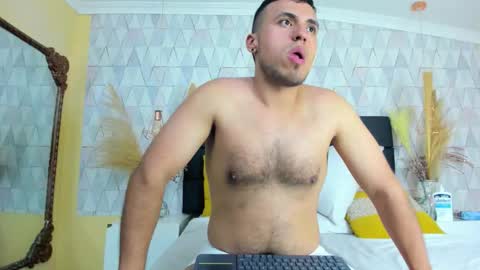 AronOlsen online show from February 24, 11:16 pm