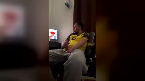 arschherro14 online show from February 22, 8:05 am