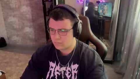 arthurabel online show from March 11, 11:50 am