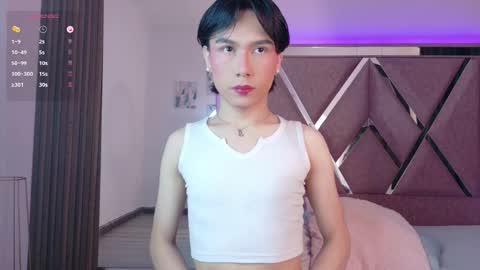 Ash Femboy online show from November 14, 8:32 pm