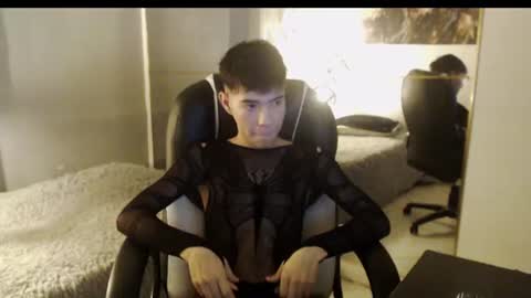 ash_kai online show from July 29, 9:03 pm