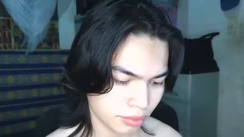 asian_babyboi online show from December 2, 3:04 pm