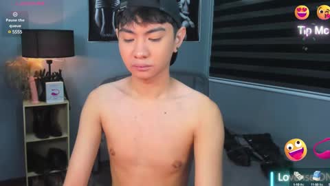 Aidan online show from December 6, 1:18 am