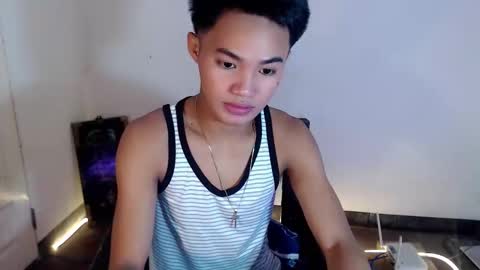 asian_lover05 online show from February 23, 4:52 pm