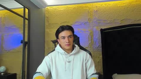 Aslan  online show from January 15, 1:31 am