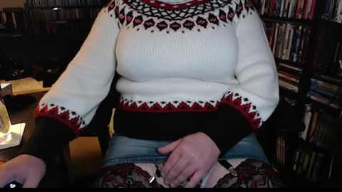 Aspen Vale online show from December 24, 10:49 pm