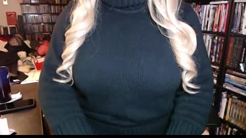 Aspen Vale online show from January 30, 11:45 pm